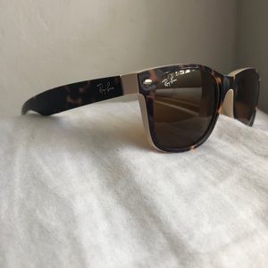 Ray-Ban Wayfarer